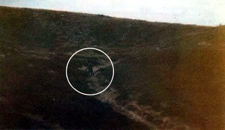Image from Ghost Theory's article on the Ilkley Moor photograph