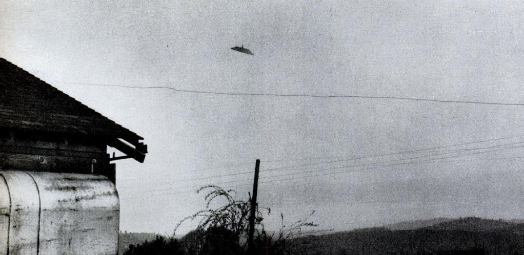Photo 2 as printed in LIFE, 26 June 1950