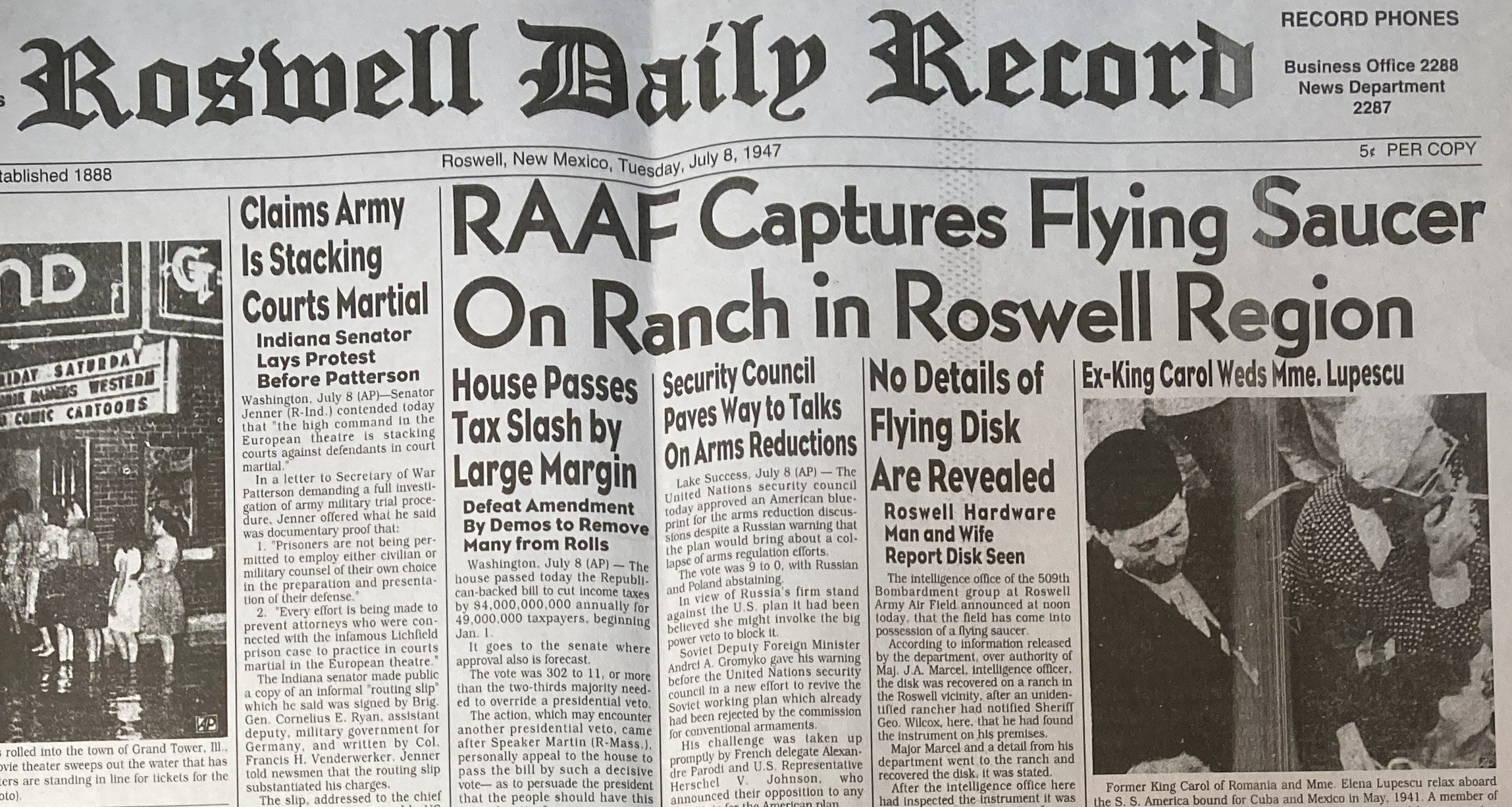 Top of the Roswell Daily Record front page: RAAF Captures Flying Saucer on Ranch in Roswell Region
