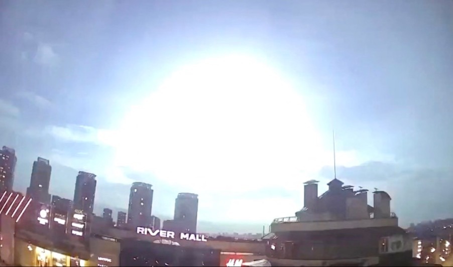 Probably a frame from the thermal clip; content unconfirmed