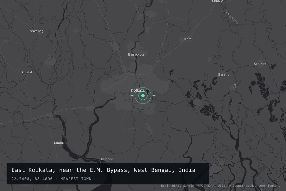 Where it happened: East Kolkata, near the E.M. Bypass, West Bengal, India